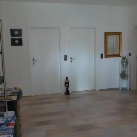 Ferien Im Reetdachhaus - #122850 Grossheide